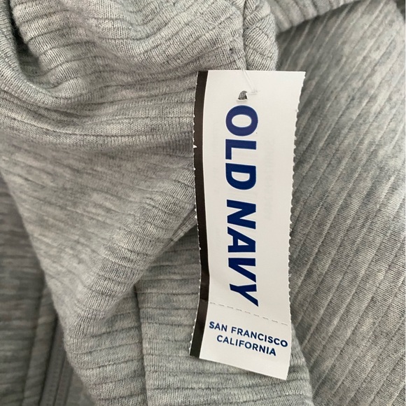Old Navy Gray Full Zip Funnel Neck Ribbed Performance Jacket NWT Size XS - Picture 8 of 9